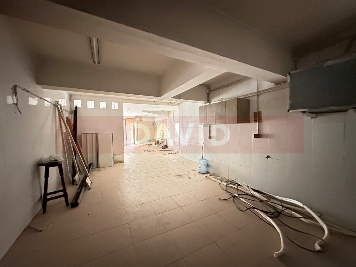 Esplugues de Llobregat, BAR 08950 - Unit - -  - Interior Photo - Image 1 of 3