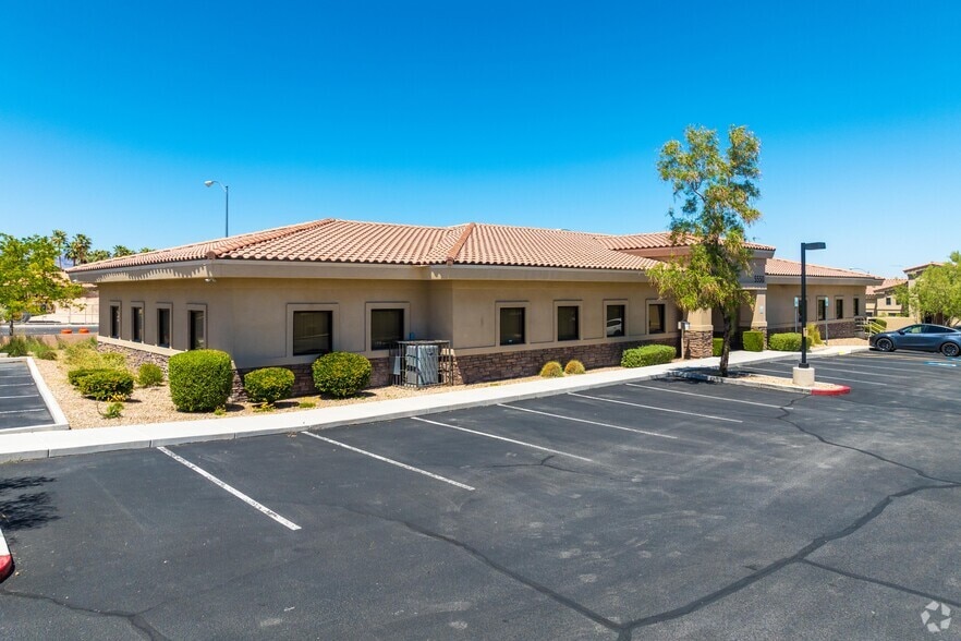 5550 S Jones Blvd, Las Vegas, NV for lease - Building Photo - Image 2 of 4