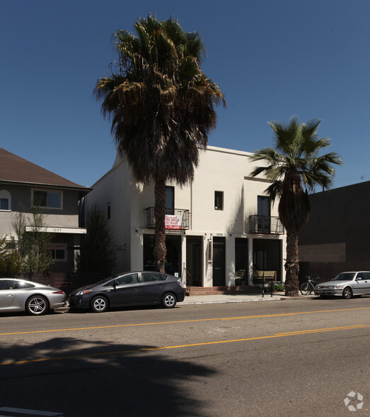 1009 Abbot Kinney Blvd, Venice, CA for lease - Building Photo - Image 1 of 8