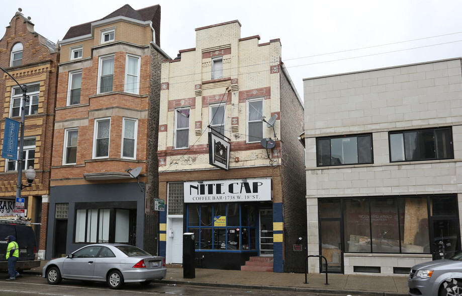 1738 W 18th St, Chicago, IL for sale - Building Photo - Image 1 of 1