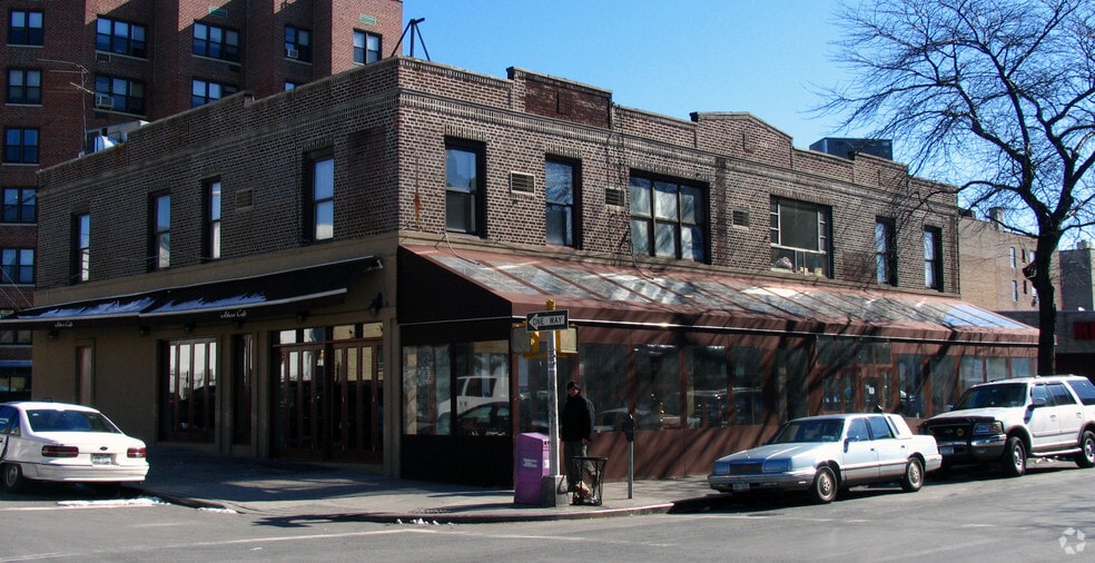 3207 30th Ave, Long Island City, NY for sale - Primary Photo - Image 1 of 1