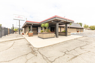 2814 N Maroa Ave, Fresno CA - Parking Garage