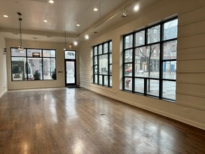 1901 W Chicago Ave, Chicago, IL for lease Building Photo- Image 2 of 14