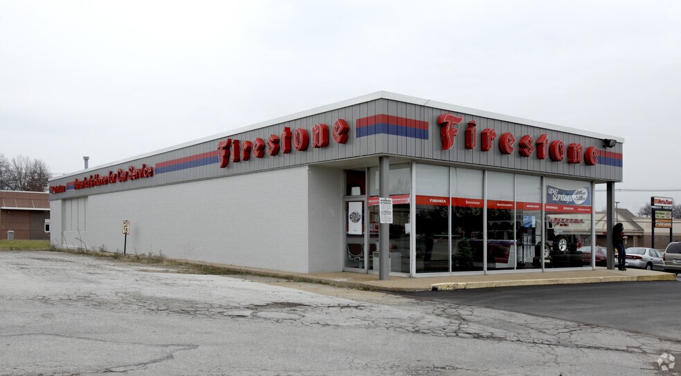 8949 Jennings Station Rd, Saint Louis, MO 63136