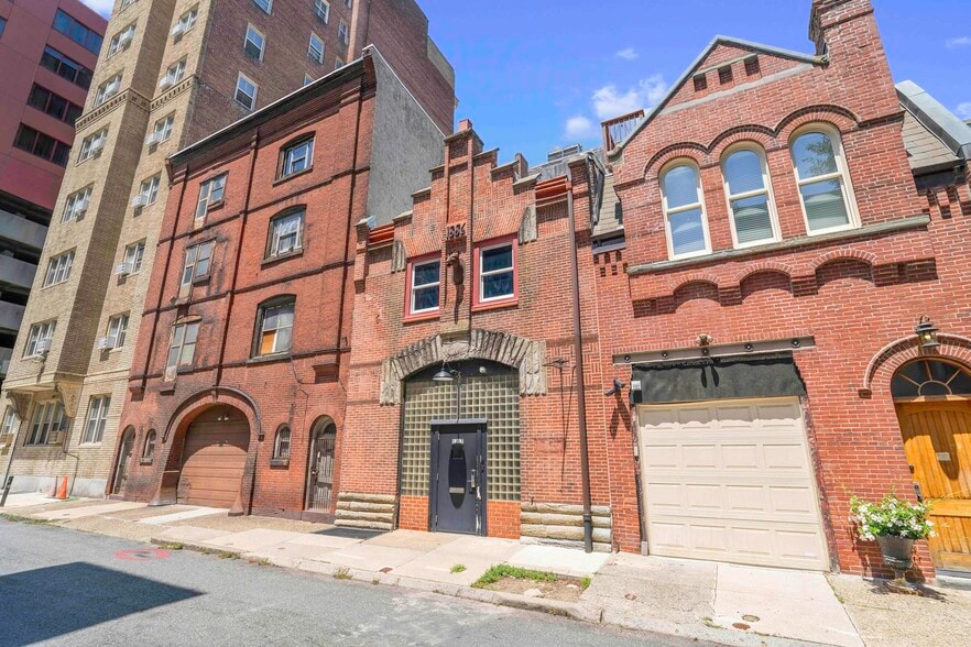 1319 Irving St, Philadelphia, PA for sale - Building Photo - Image 1 of 14