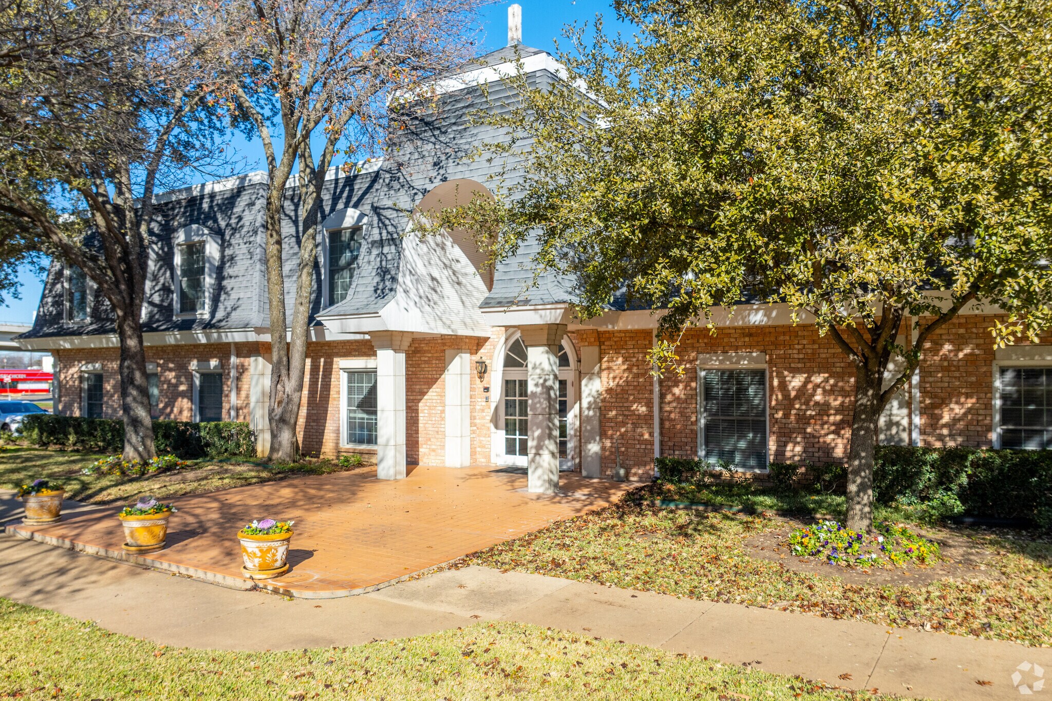 1615 W Abram St, Arlington, TX for sale Primary Photo- Image 1 of 1