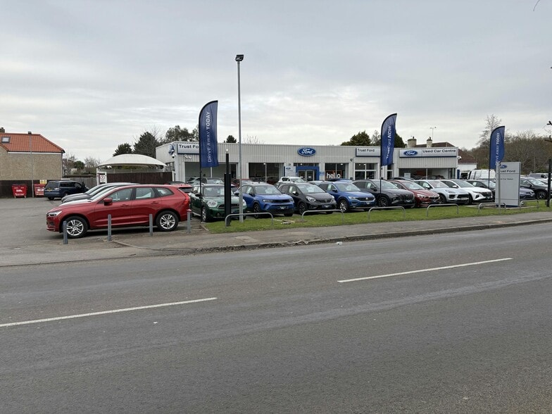 97 Portsmouth Rd, Cobham for lease - Building Photo - Image 1 of 4