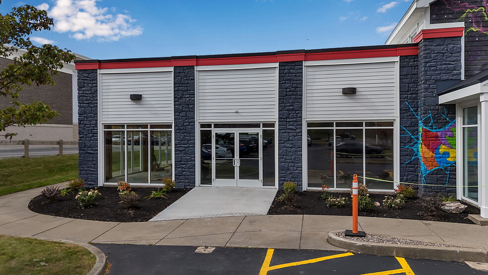 3560 Mckinley Pky, Buffalo, NY for lease - Building Photo - Image 2 of 5