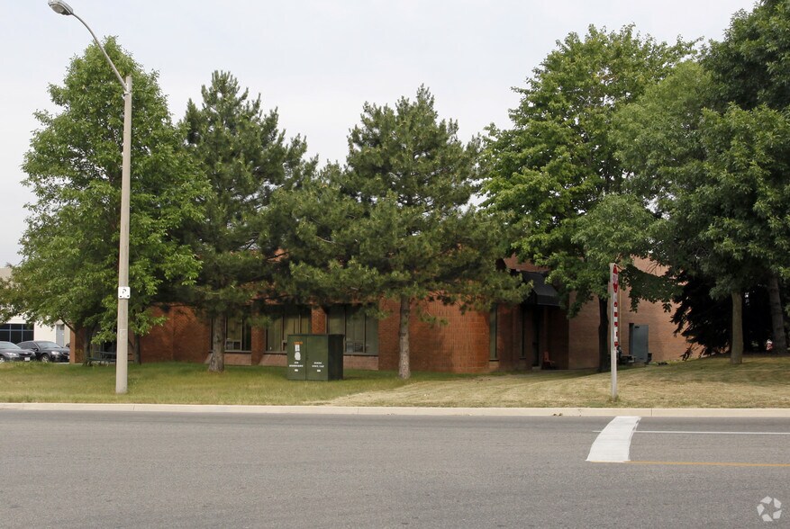 175 Watline Ave, Mississauga, ON for lease - Building Photo - Image 2 of 2