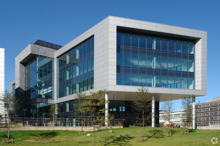 1 Concourse Way, Sheffield for lease - Building Photo - Image 2 of 69