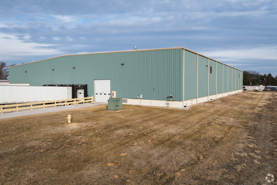 105 Enterprise Dr, Bellevue, OH for lease - Building Photo - Image 3 of 7
