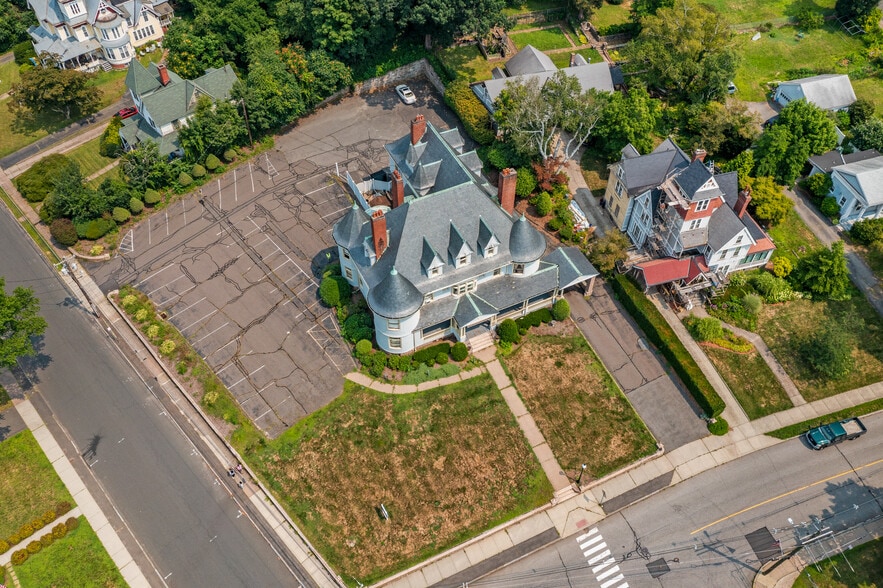 76 Prospect St, Vernon, CT for sale - Building Photo - Image 2 of 40