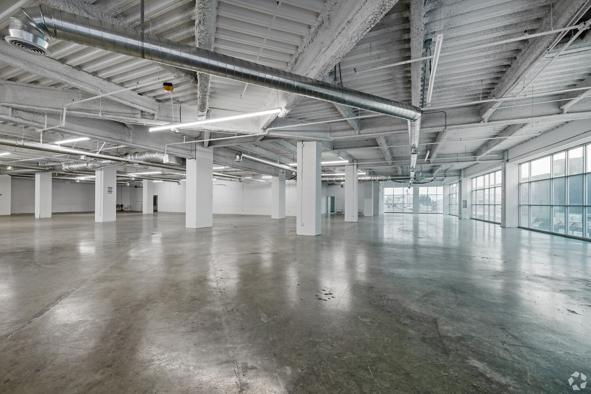 1200 S Wall St, Los Angeles, CA for lease Interior Photo- Image 1 of 10