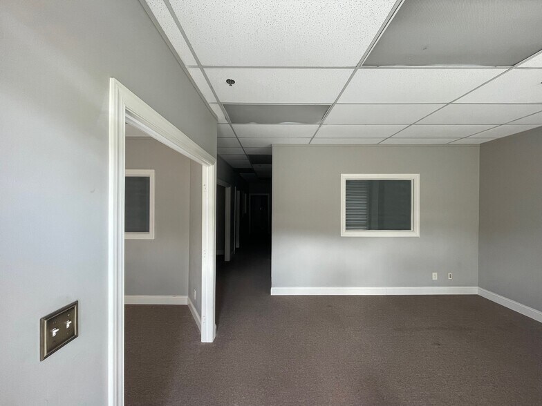 1123 1st St N, Alabaster, AL for lease - Building Photo - Image 2 of 10