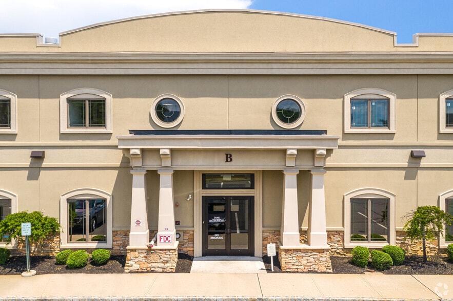 234 Industrial Way, Eatontown, NJ for lease - Building Photo - Image 2 of 7