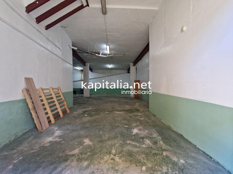Industrial in València, Valencia for sale - Building Photo - Image 2 of 14