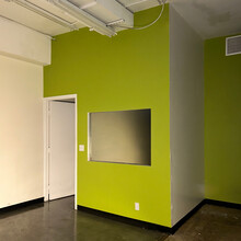 401-415 E 11th St, Los Angeles, CA for lease Interior Photo- Image 2 of 9