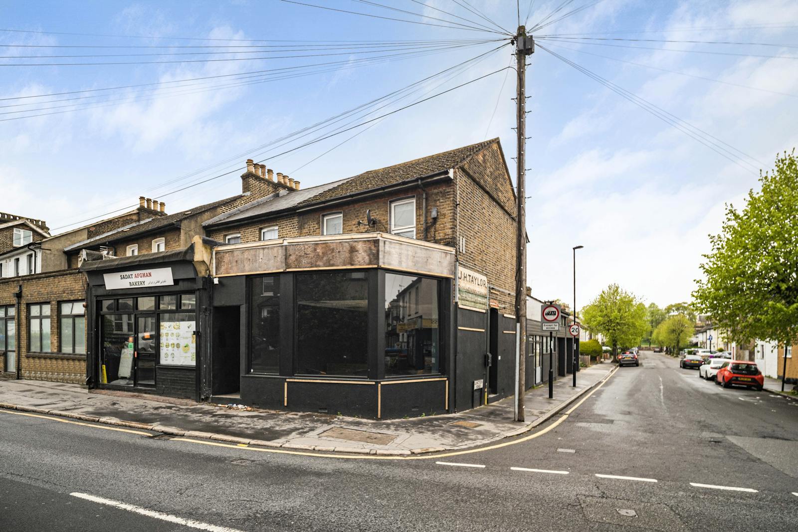 108 Selsdon Rd, South Croydon for sale Building Photo- Image 1 of 17