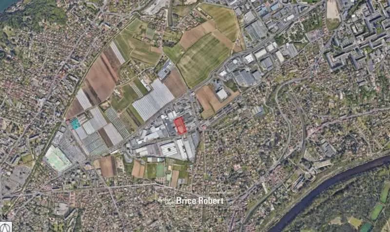 Office in Caluire-et-Cuire for lease - Building Photo - Image 2 of 4