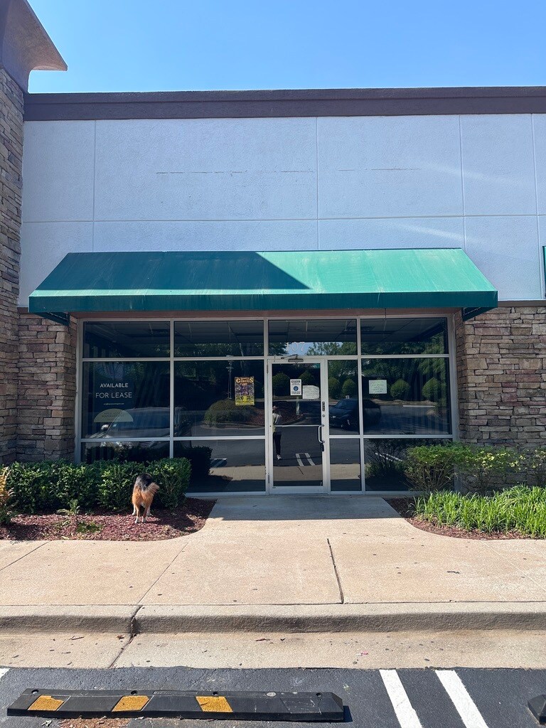 7105 Stonecrest Pky, Lithonia, GA for lease Building Photo- Image 1 of 4