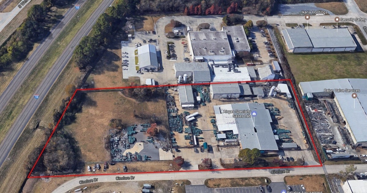 1075 Cinclare Dr, Port Allen, LA for sale Primary Photo- Image 1 of 1