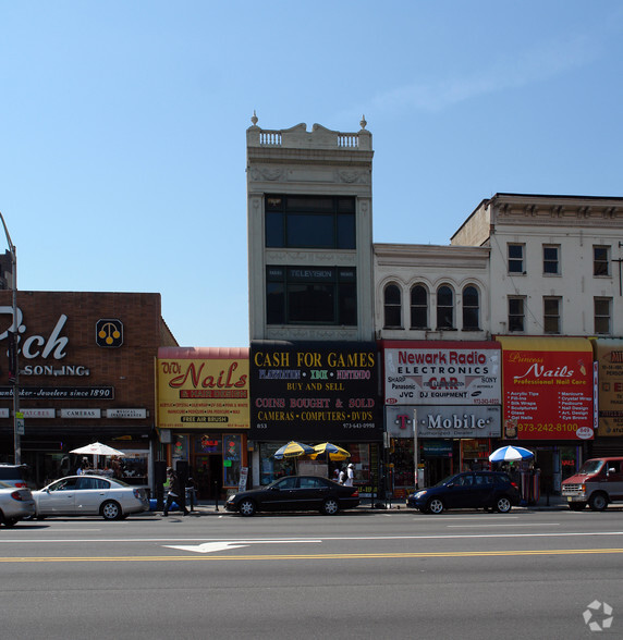 853 Broad St, Newark, NJ for sale - Building Photo - Image 1 of 1