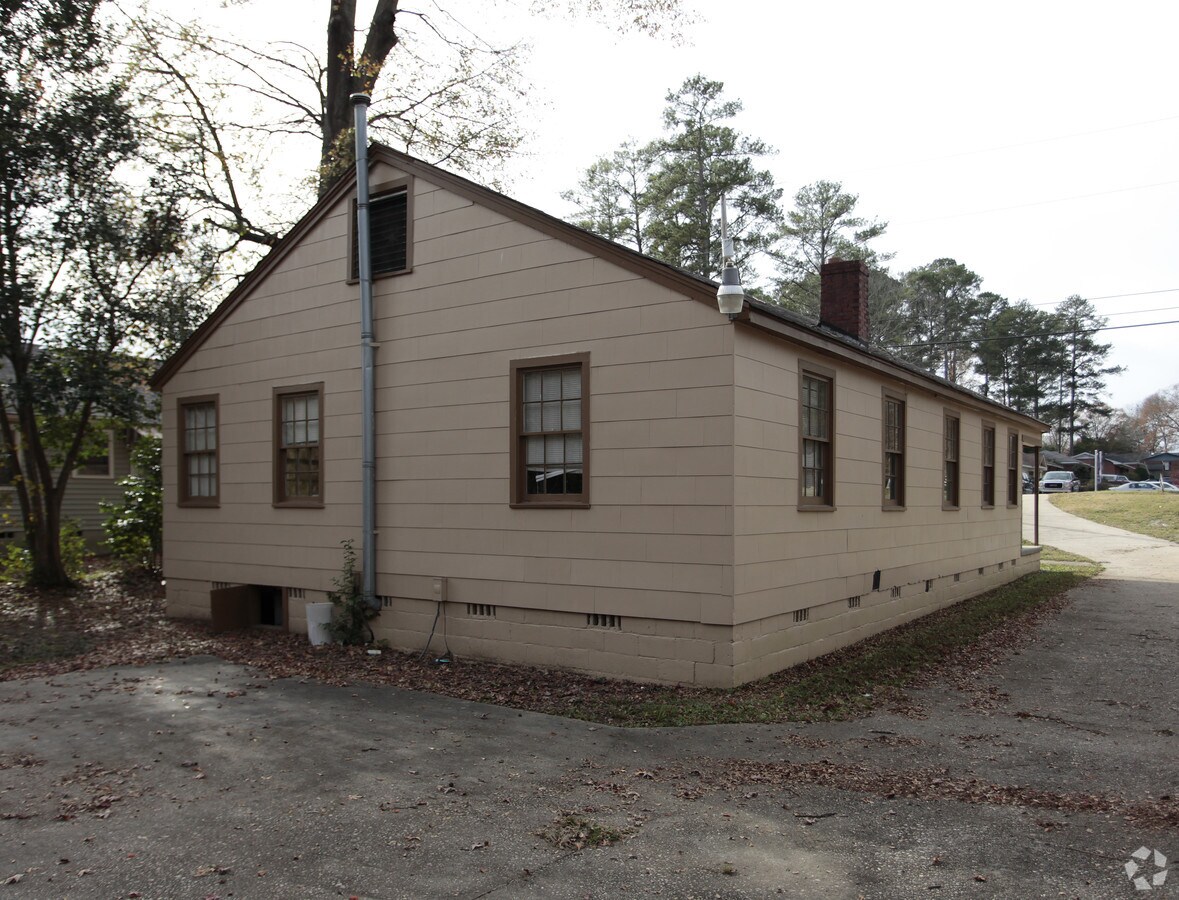 4922 Armour Rd, Columbus, GA 31904