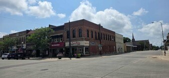104 S Broadway Ave, Albert Lea MN - Retail Space
