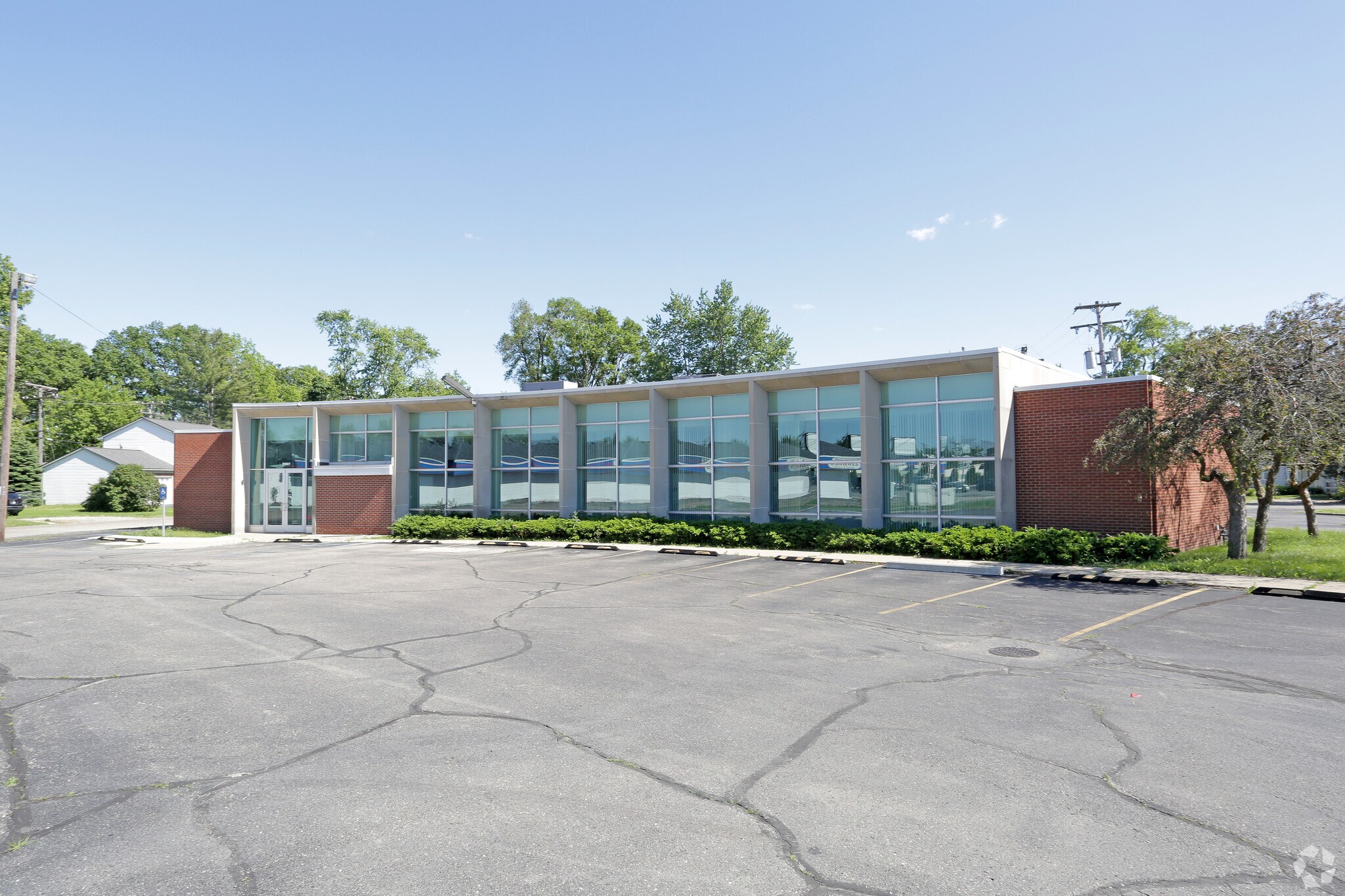 2907-2911 Orchard Lake Rd, Keego Harbor, MI for sale Primary Photo- Image 1 of 1