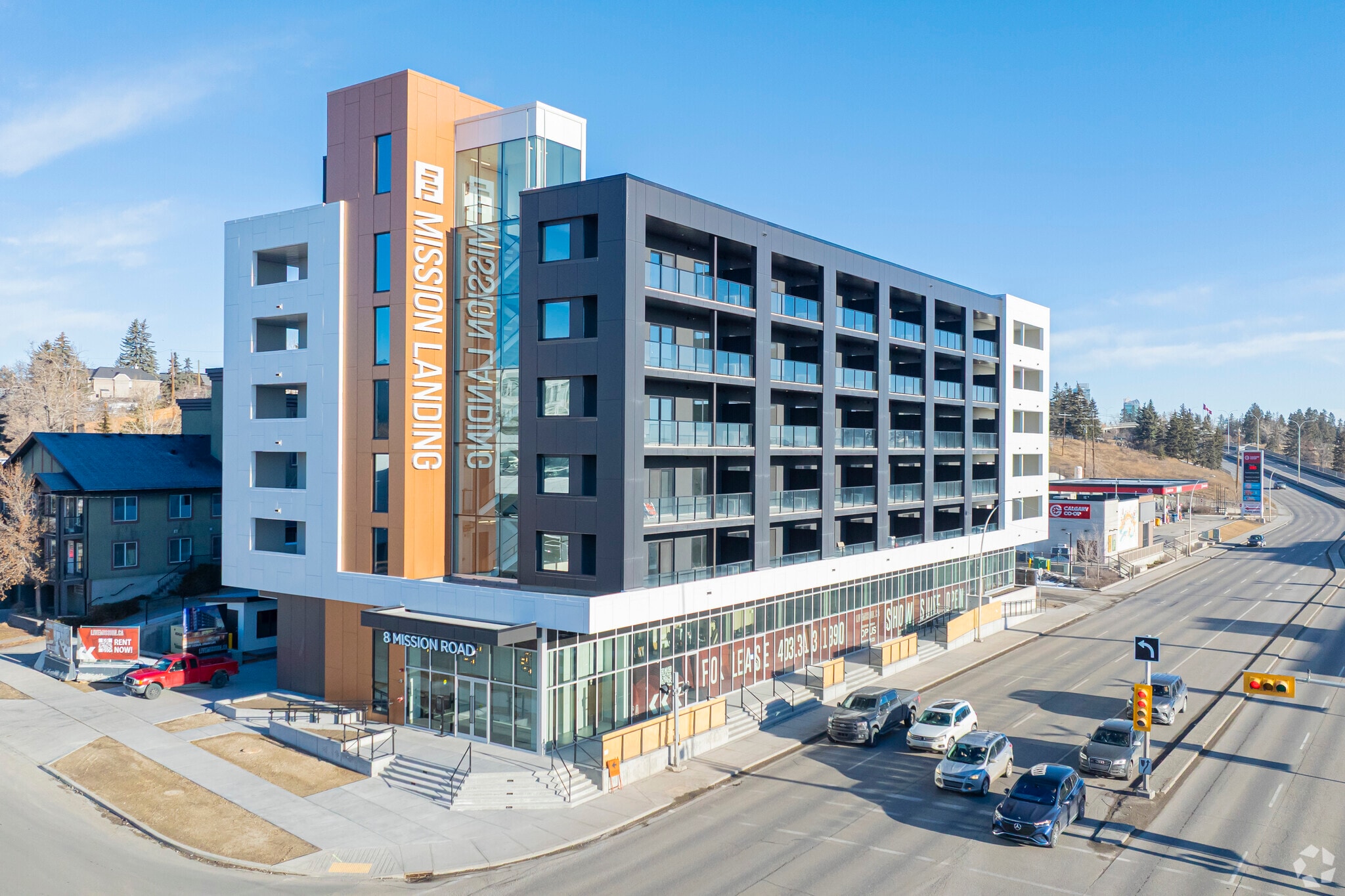 8 Mission Rd SW, Calgary, AB for lease Primary Photo- Image 1 of 35