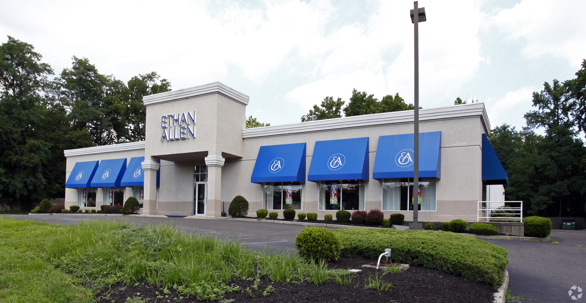 489 Route 38 W, Maple Shade Township, NJ for sale Primary Photo- Image 1 of 1