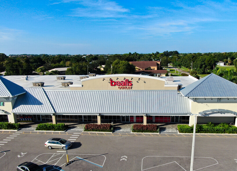 615 Cross St, Punta Gorda, FL for lease - Building Photo - Image 3 of 4