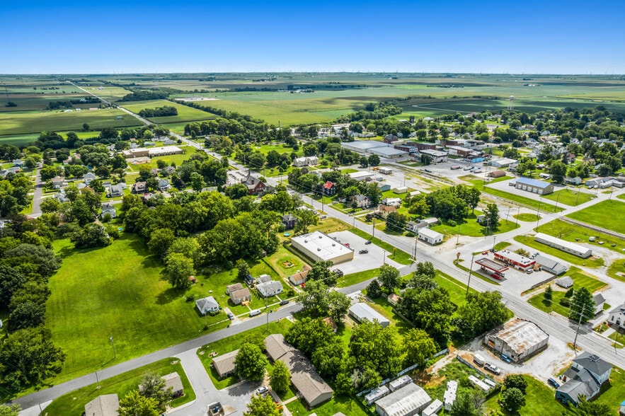 124 W Jasper St, Goodland, IN for sale - Building Photo - Image 2 of 4