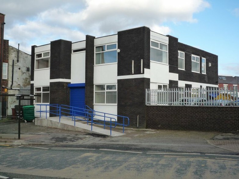 43 Oldham Rd, Rochdale, OL16 5QJ