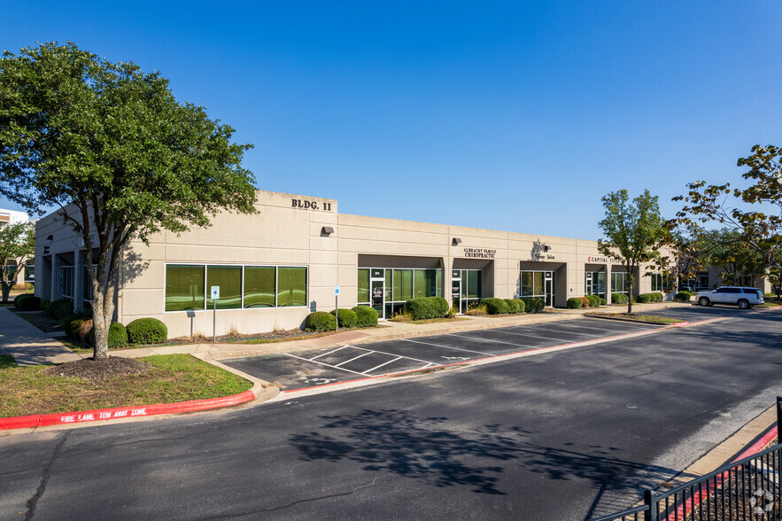 715 Discovery Blvd, Cedar Park, TX for lease - Primary Photo - Image 1 of 8