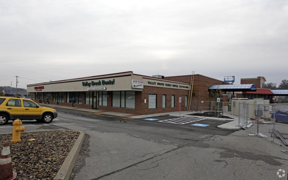 102-190 Gallery Dr, Canonsburg, PA for lease - Building Photo - Image 2 of 5