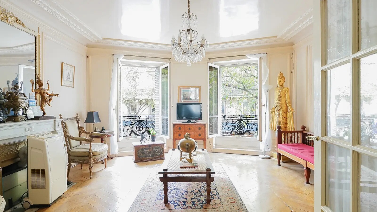 Office in Paris for sale Interior Photo- Image 1 of 11