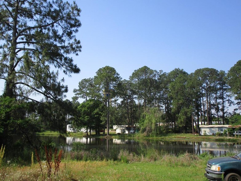 143 Leesburg Rd, Ashburn, GA 31714