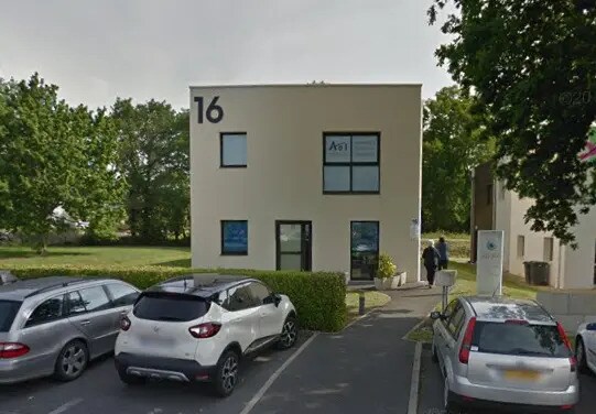 Office in Vannes for lease Building Photo- Image 1 of 2