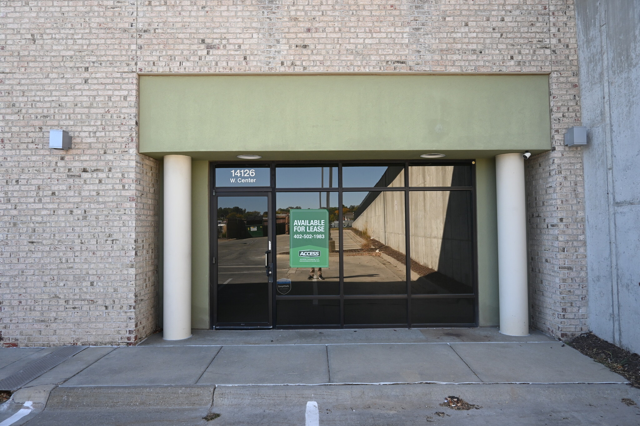 14126 W Center Rd, Omaha, NE for lease Building Photo- Image 1 of 4