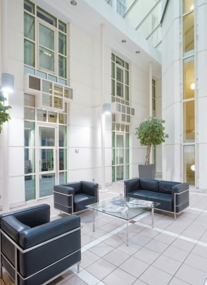 16 Smith Sq, London for lease - Building Photo - Image 3 of 10