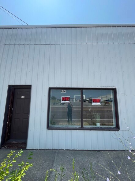 806 E Business Loop 70, Columbia, MO for sale - Building Photo - Image 1 of 1