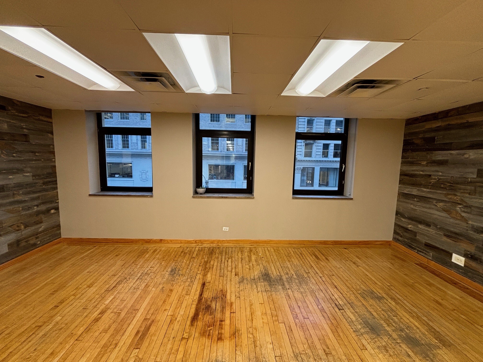 433 Fifth Ave, New York, NY for lease Interior Photo- Image 1 of 21