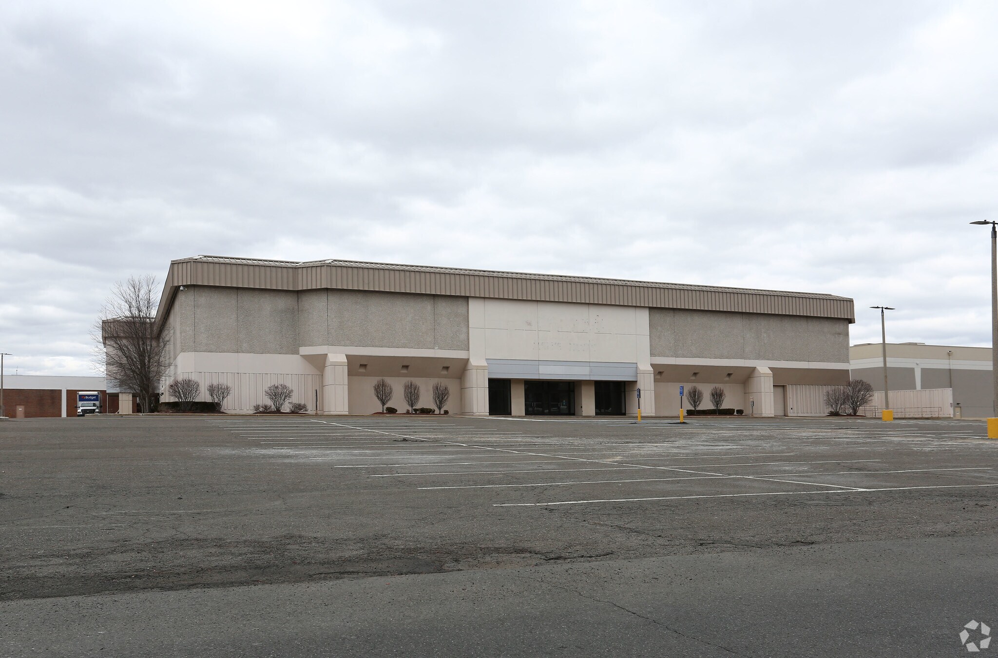 90 Elm St, Enfield, CT for sale Primary Photo- Image 1 of 1