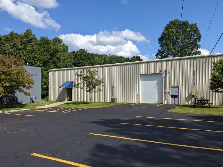 7100 W Huron River Dr, Dexter, MI for sale - Building Photo - Image 1 of 1