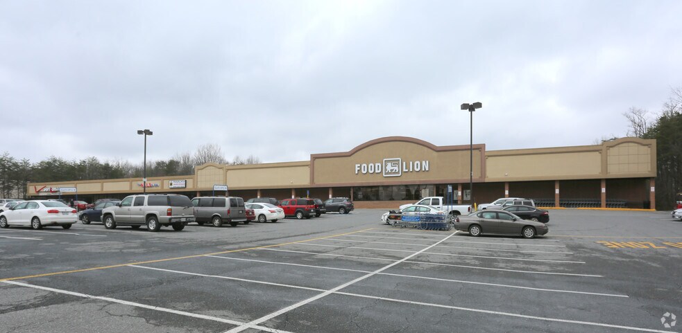 21039 Timberlake Rd, Lynchburg, VA for sale - Primary Photo - Image 1 of 1