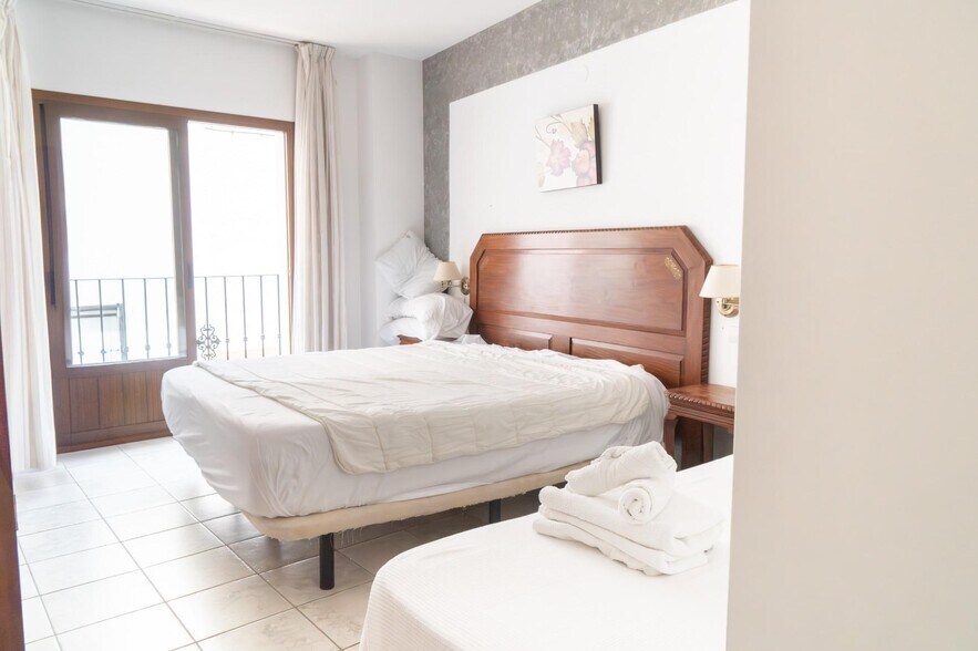 Retail in Torrox for sale - Building Photo - Image 3 of 18