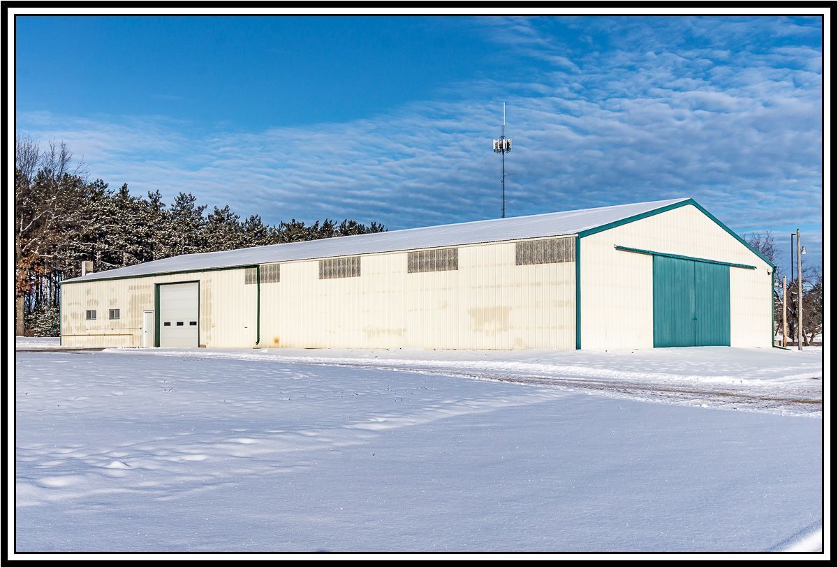 175 Quality Dr, Manawa, WI for sale Building Photo- Image 1 of 1