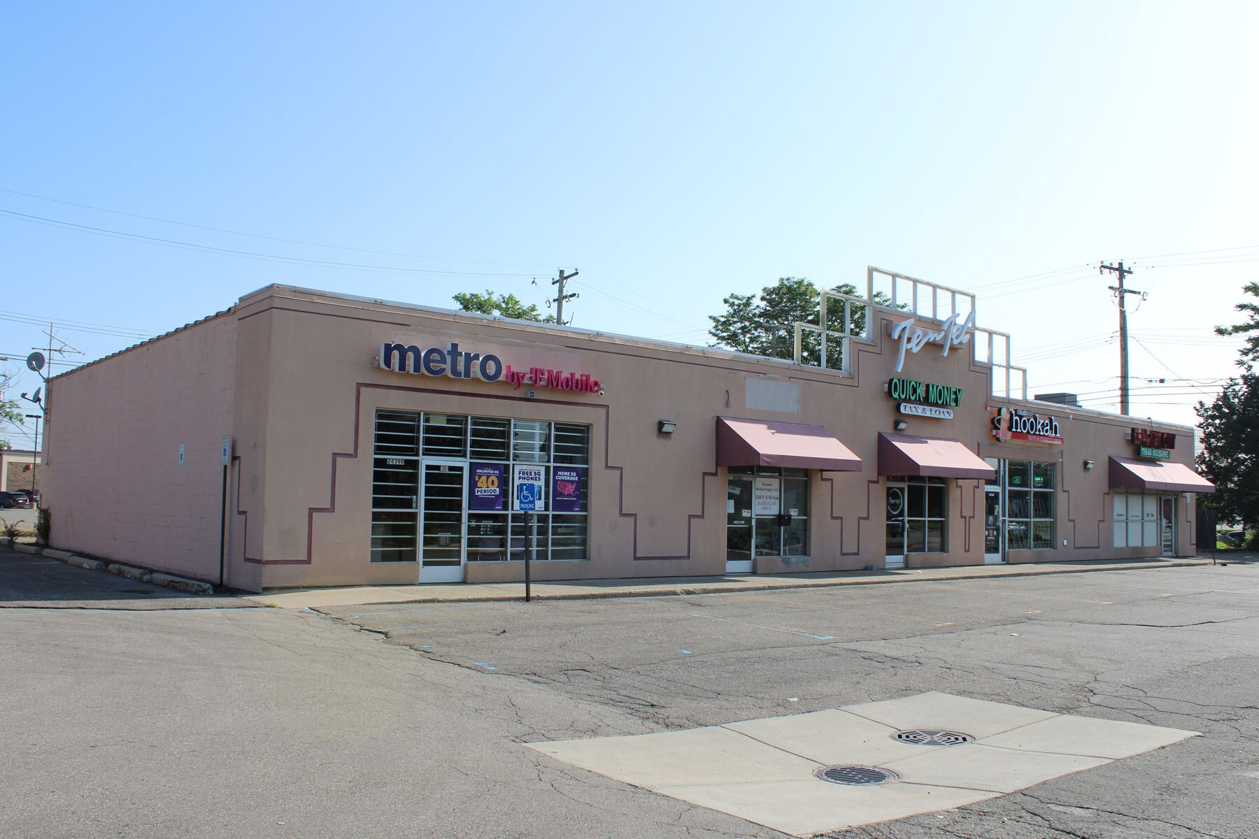 24350-24492 Ten Mile Rd, Southfield, MI for sale Building Photo- Image 1 of 1
