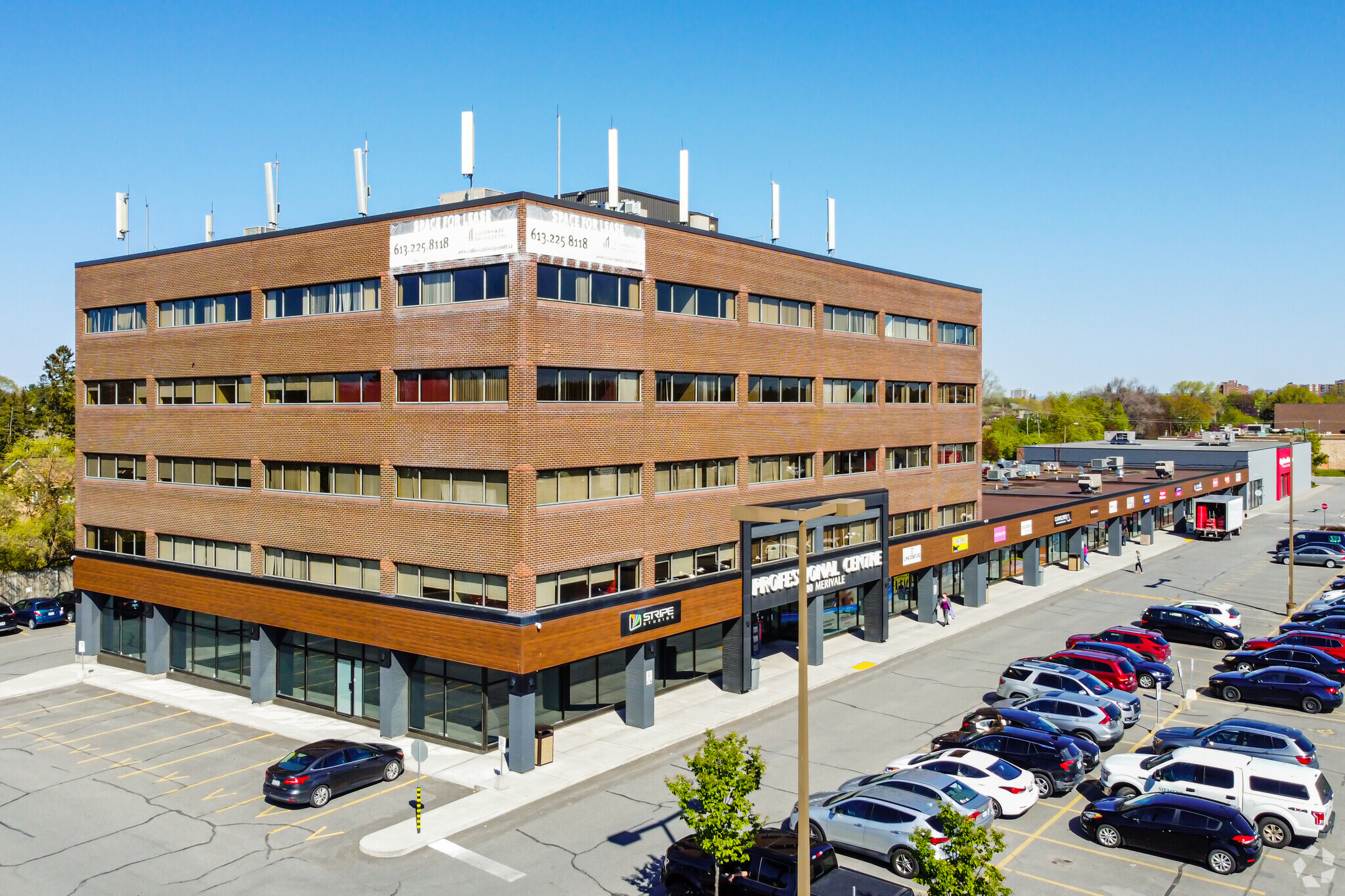 1580 Merivale Rd, Ottawa, ON for lease Primary Photo- Image 1 of 6